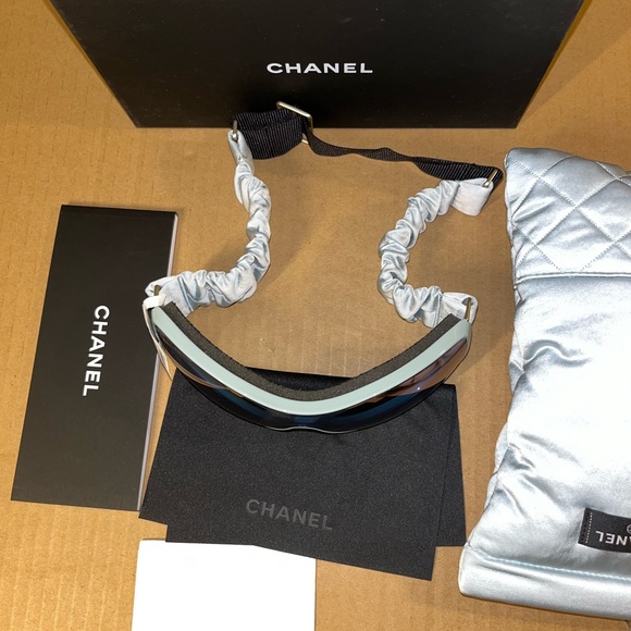 Authentic Chanel Unisex Shield Sunglasses - Picture 4 of 13